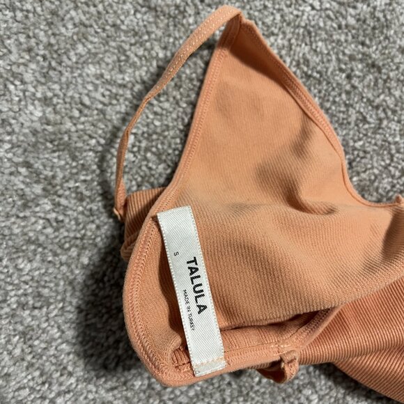 Aritzia Talula Seamless Bra Top - Picture 3 of 4